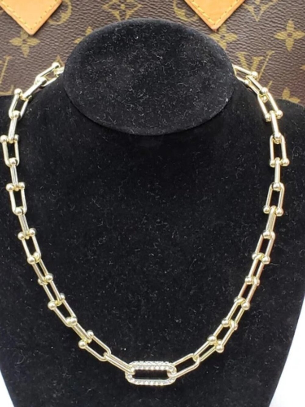 Gold-Plated Necklace with Authentic Louis Vuitton Padlock - Picture 1 of 6